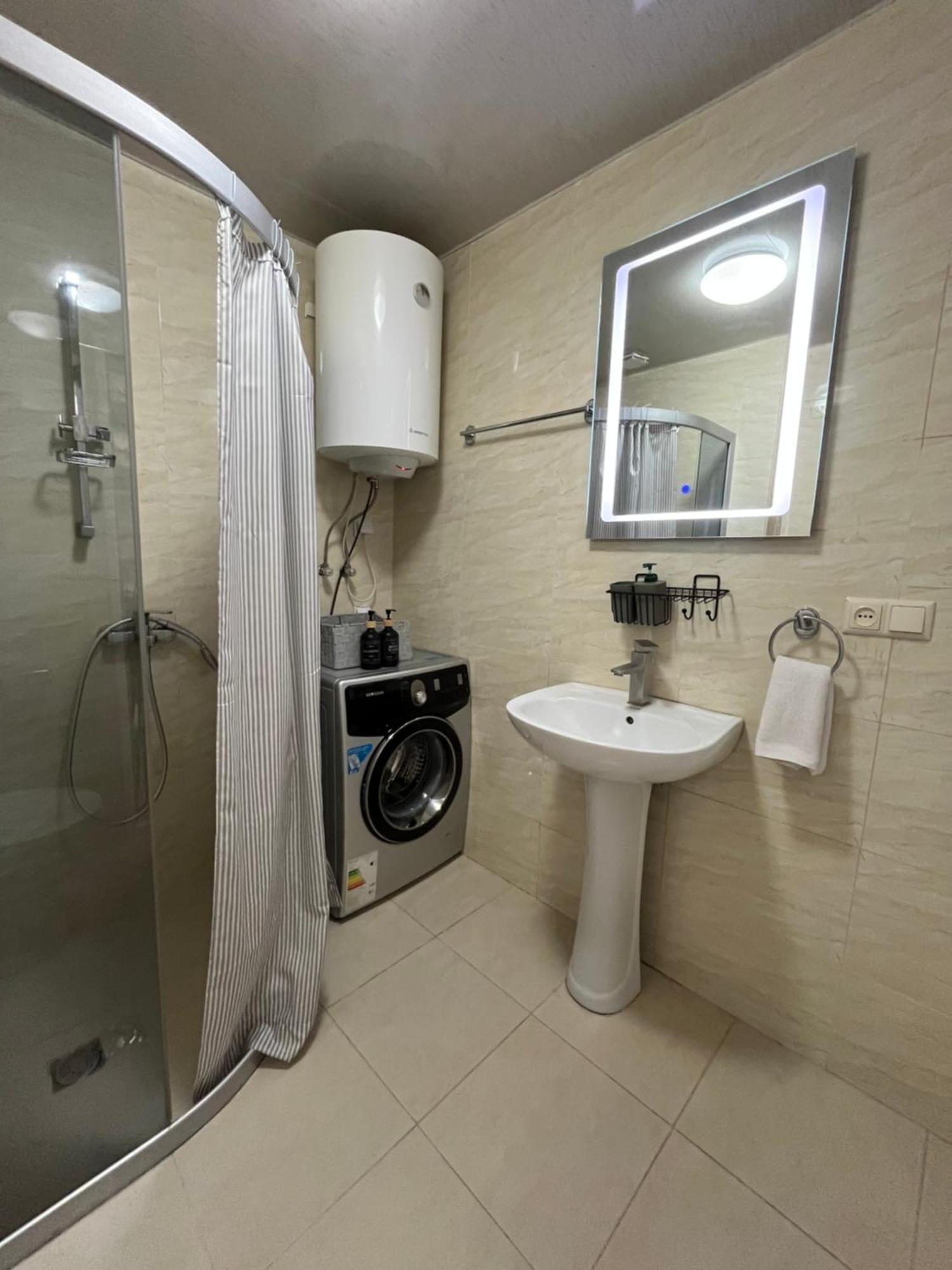 Sea Towers Lux 17-05 Daire Batum Dış mekan fotoğraf